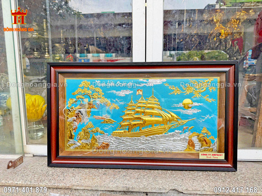 Bề mặt tranh thuận buồm xuôi gió mạ vàng, bạc cao cấp nhất